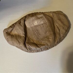 Vintage purse clutch Hinged opening